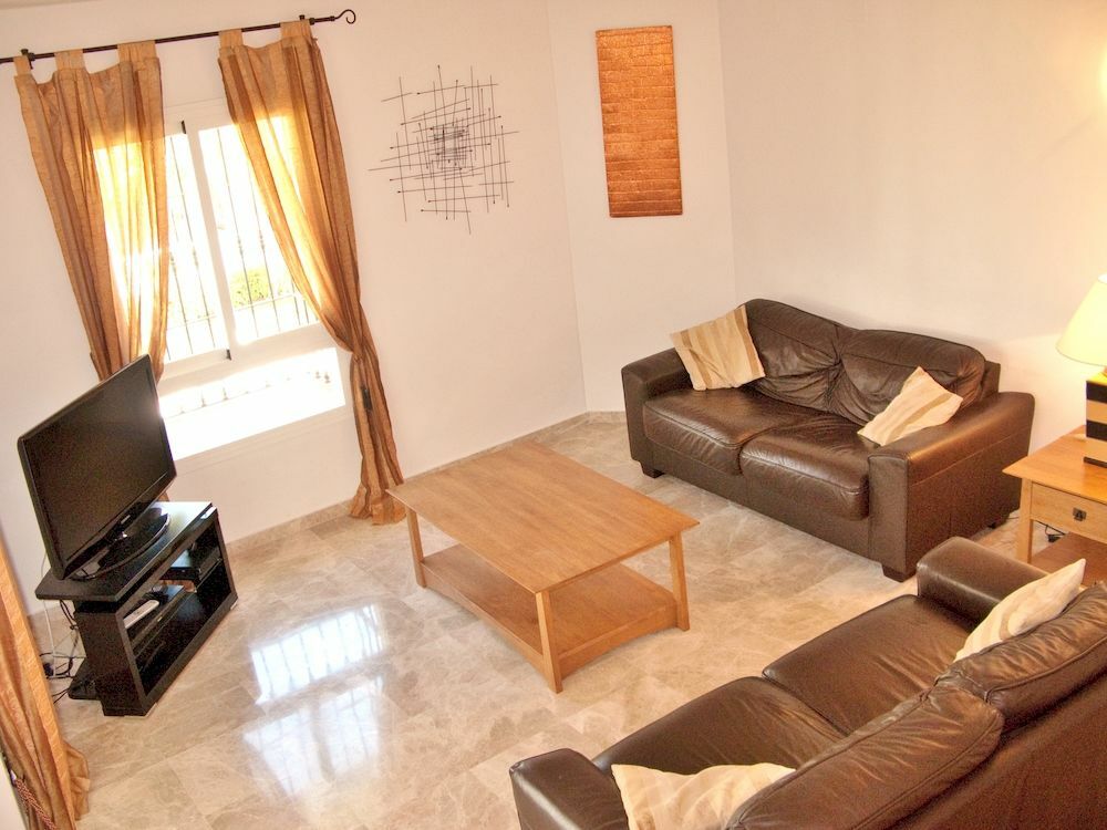 Apartamentos Y Casas Serinamar Marbella El Angel Екстер'єр фото