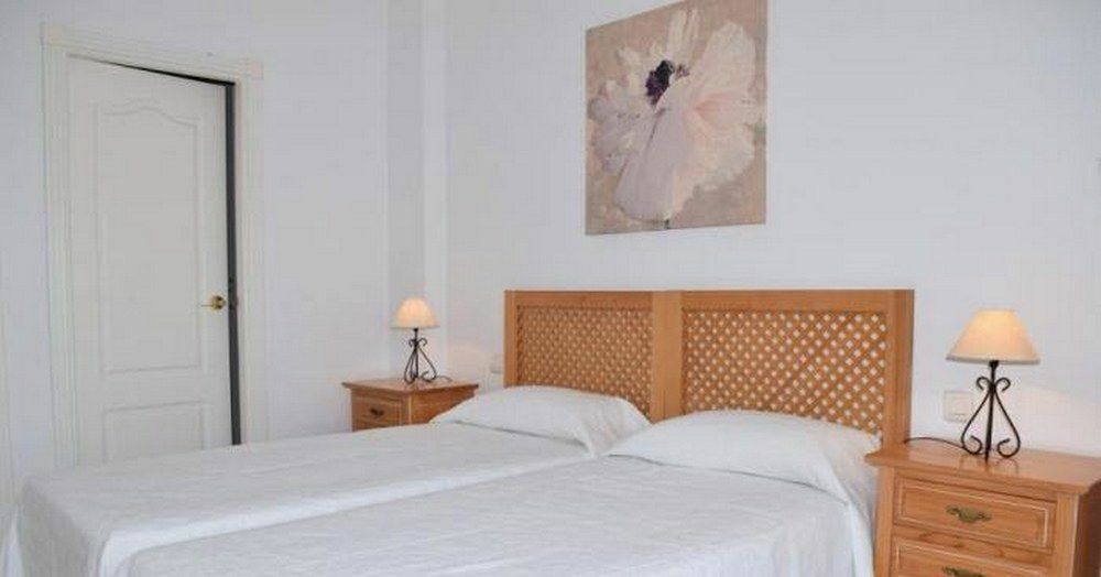 Apartamentos Y Casas Serinamar Marbella El Angel Екстер'єр фото
